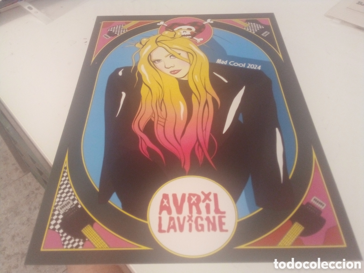 Fotos de cantantes: AVRIL LAVIGNE poster exclusivo en cartulina 42x30 firmado por ilustrador
