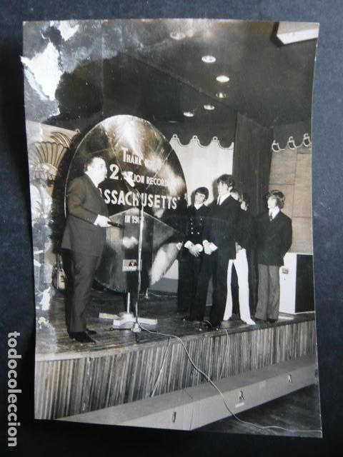 Fotos de cantantes: THE BEE GEES CONJUNTO MUSICAL ANTIGUA FOTOGRAFIA ORIGINAL 10 X 15 CM