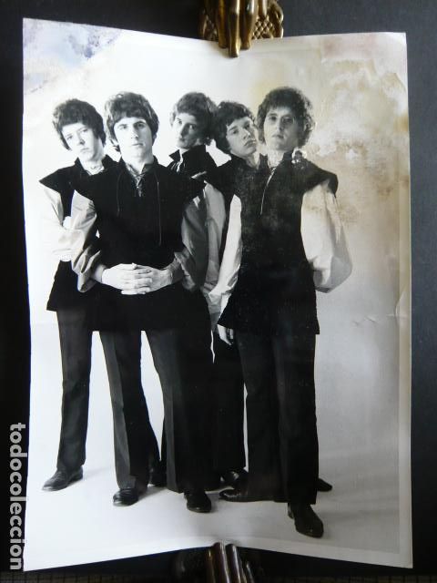 Photos of Singers: GRANNY&acute;S INTENTIONS CONJUNTO MUSICAL ANTIGUA FOTOGRAFIA ORIGINAL 18 X 24 CM