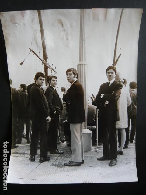 Photos of Singers: LOS TONKS CONJUNTO MUSICAL ANTIGUA FOTOGRAFIA ORIGINAL 18 X 24 CM
