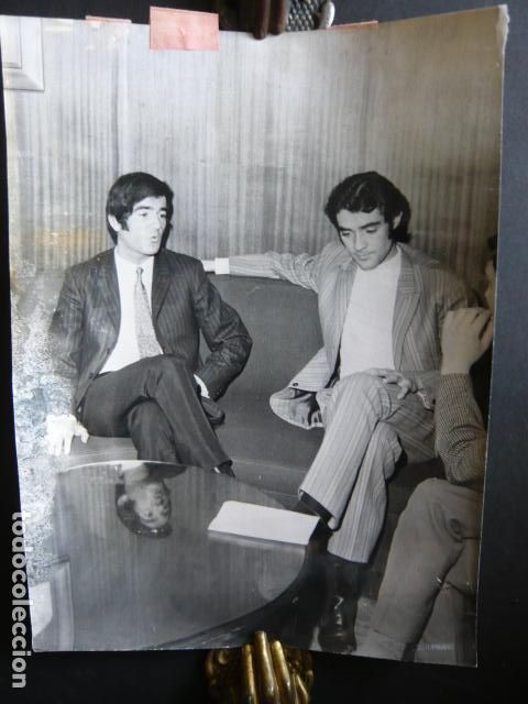 Fotos de cantantes: DUO DINAMICO CONJUNTO MUSICAL ANTIGUA FOTOGRAFIA ORIGINAL 18 X 24 CM