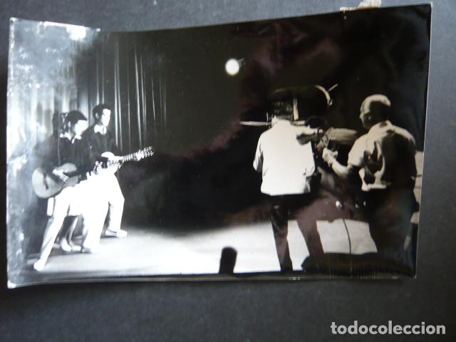 Fotos de Cantores: DUO DINAMICO CONJUNTO MUSICAL ANTIGUA FOTOGRAFIA ORIGINAL 12 X 18 CM