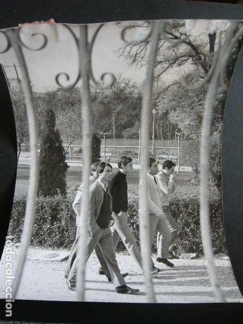 Photos de Chanteurs et Chanteuses: LOS BANZOS CONJUNTO MUSICAL ANTIGUA FOTOGRAFIA ORIGINAL 24 X 18 CM