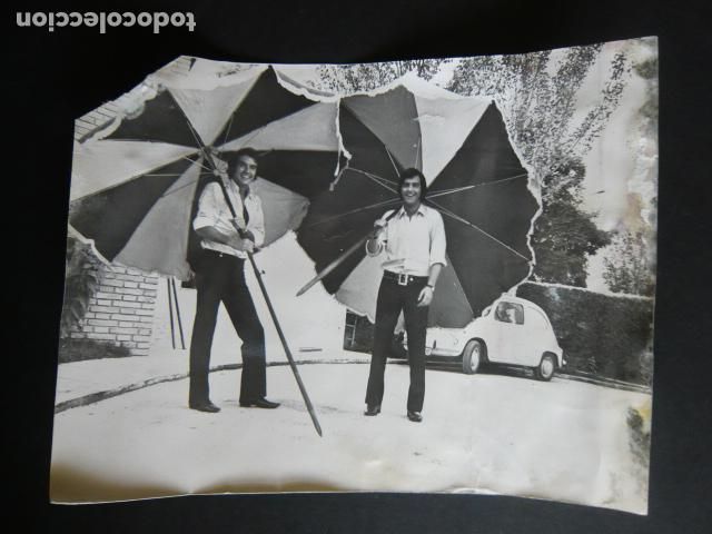 Fotos de cantantes: DUO DINAMICO CONJUNTO MUSICAL ANTIGUA FOTOGRAFIA ORIGINAL 24 X 18 CM