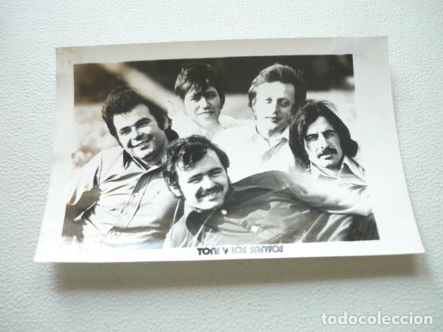 Fotos de Cantores: TONI Y LOS SANTOS CONJUNTO MUSICAL ANTIGUA FOTOGRAFIA ORIGINAL 18 X 12 CM