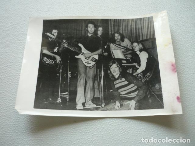 Fotos de Cantores: PAUL McCARTNEY AND THE WINGS CONJUNTO MUSICAL ANTIGUA FOTOGRAFIA ORIGINAL 17,5 X 12 CM