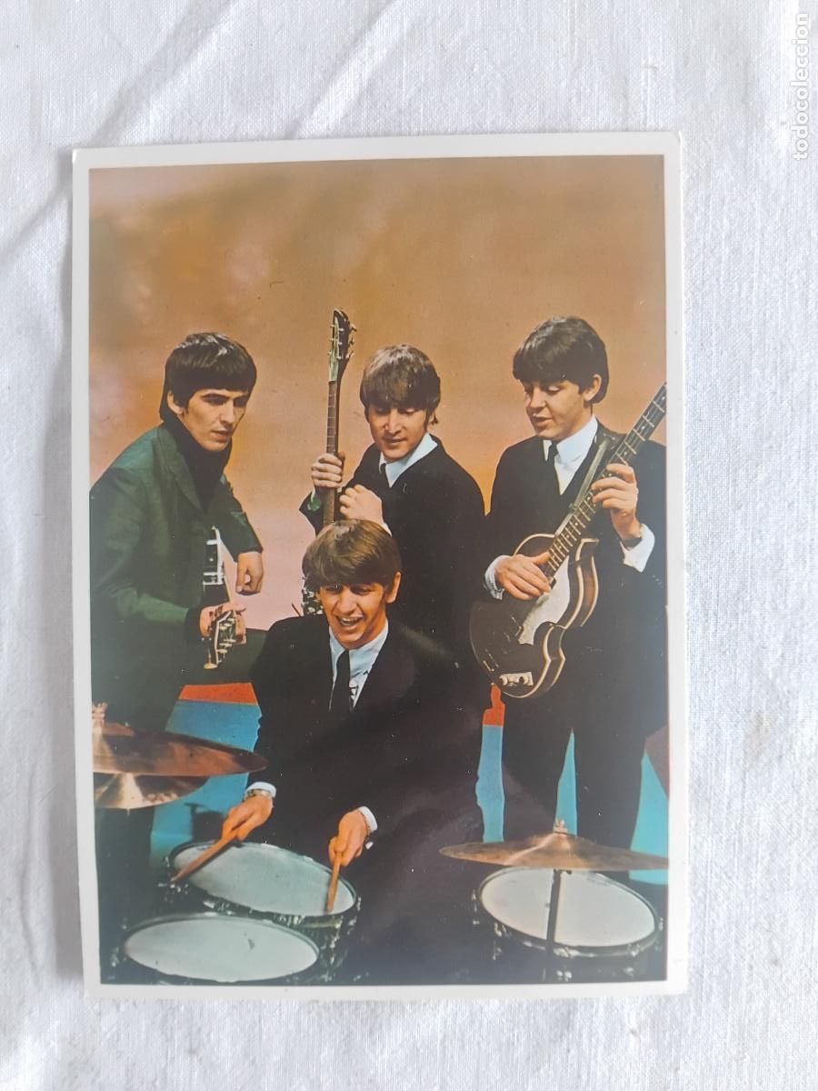 Fotos de cantantes: POSTAL THE BEATLES R 004 A&Ntilde;O 1966. EUROCOMO S.L.