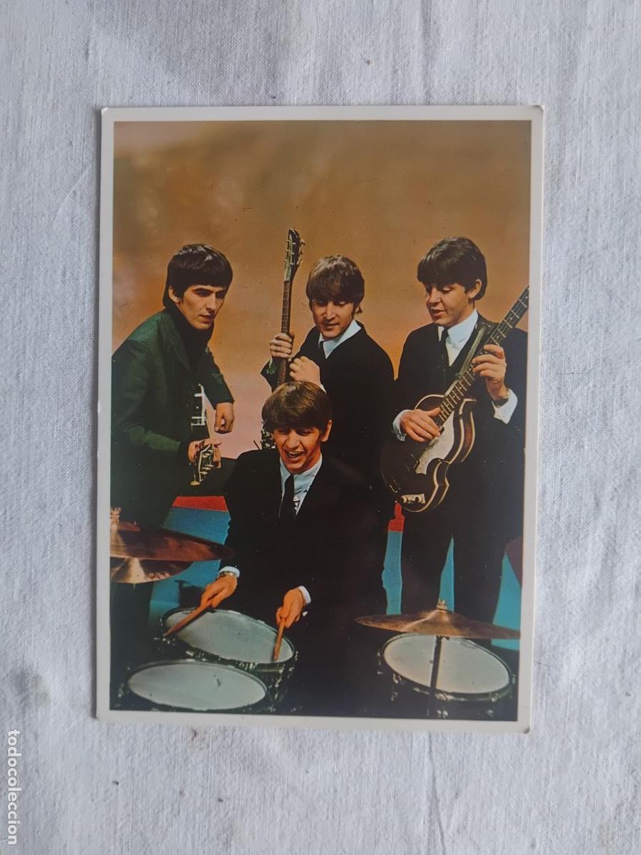 Fotos de cantantes: POSTAL THE BEATLES R 004 A&Ntilde;O 1966. EUROCOMO S.L.