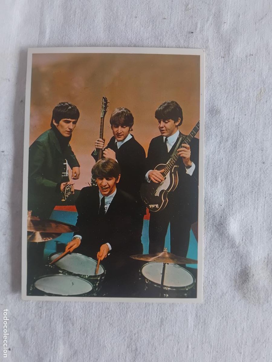 Fotos de cantantes: POSTAL THE BEATLES R 004 A&Ntilde;O 1966. EUROCOMO S.L.
