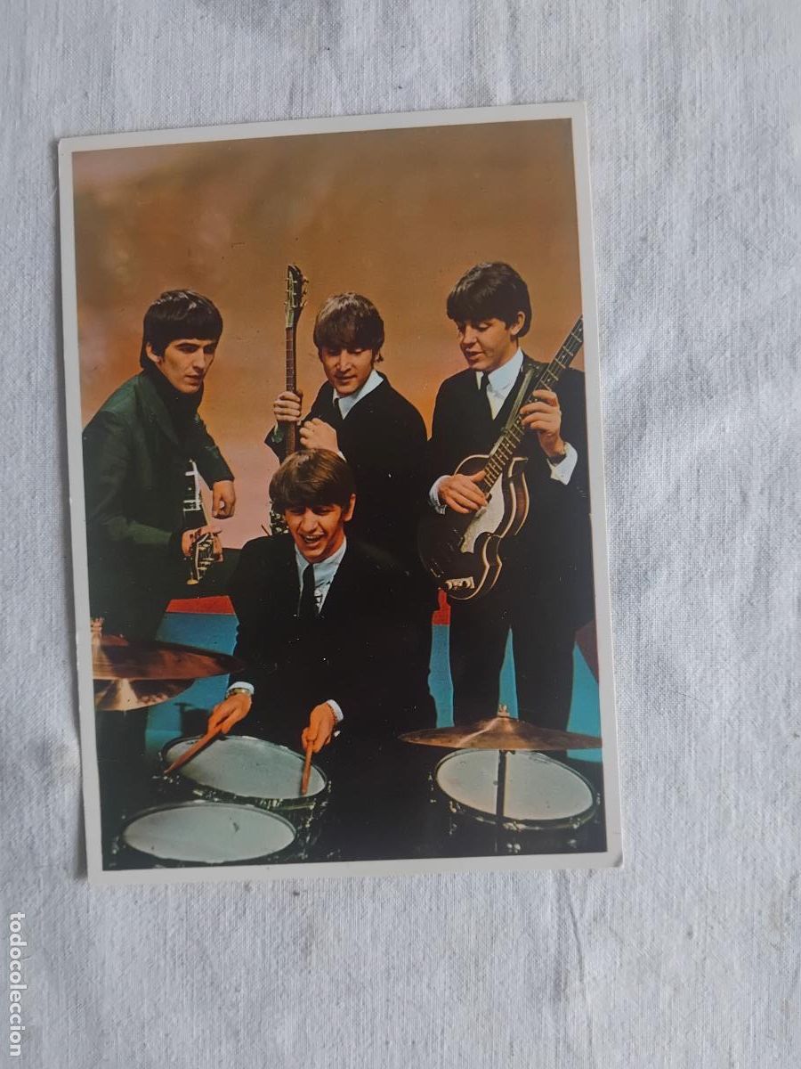 Fotos de cantantes: POSTAL THE BEATLES R 004 A&Ntilde;O 1966. EUROCOMO S.L.