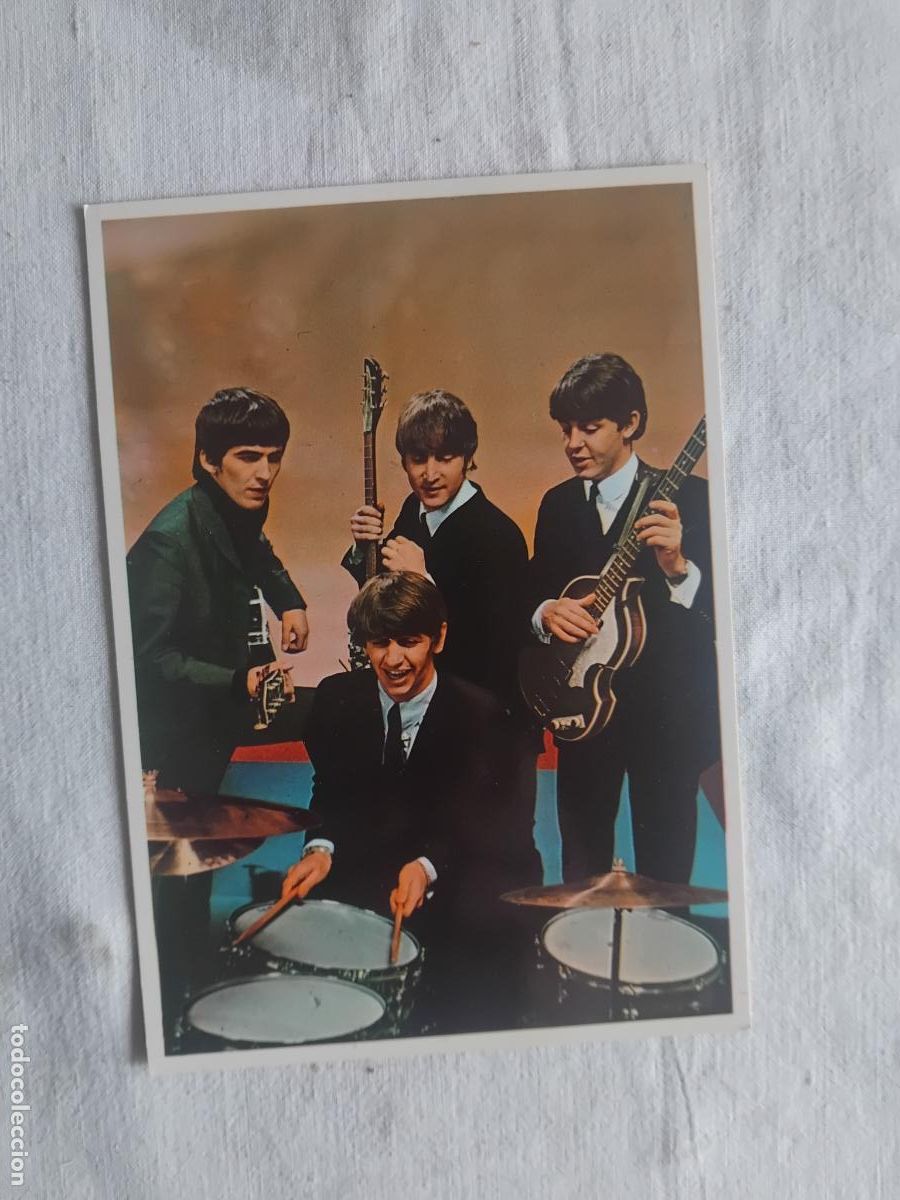 Fotos de cantantes: POSTAL THE BEATLES R 004 A&Ntilde;O 1966. EUROCOMO S.L.