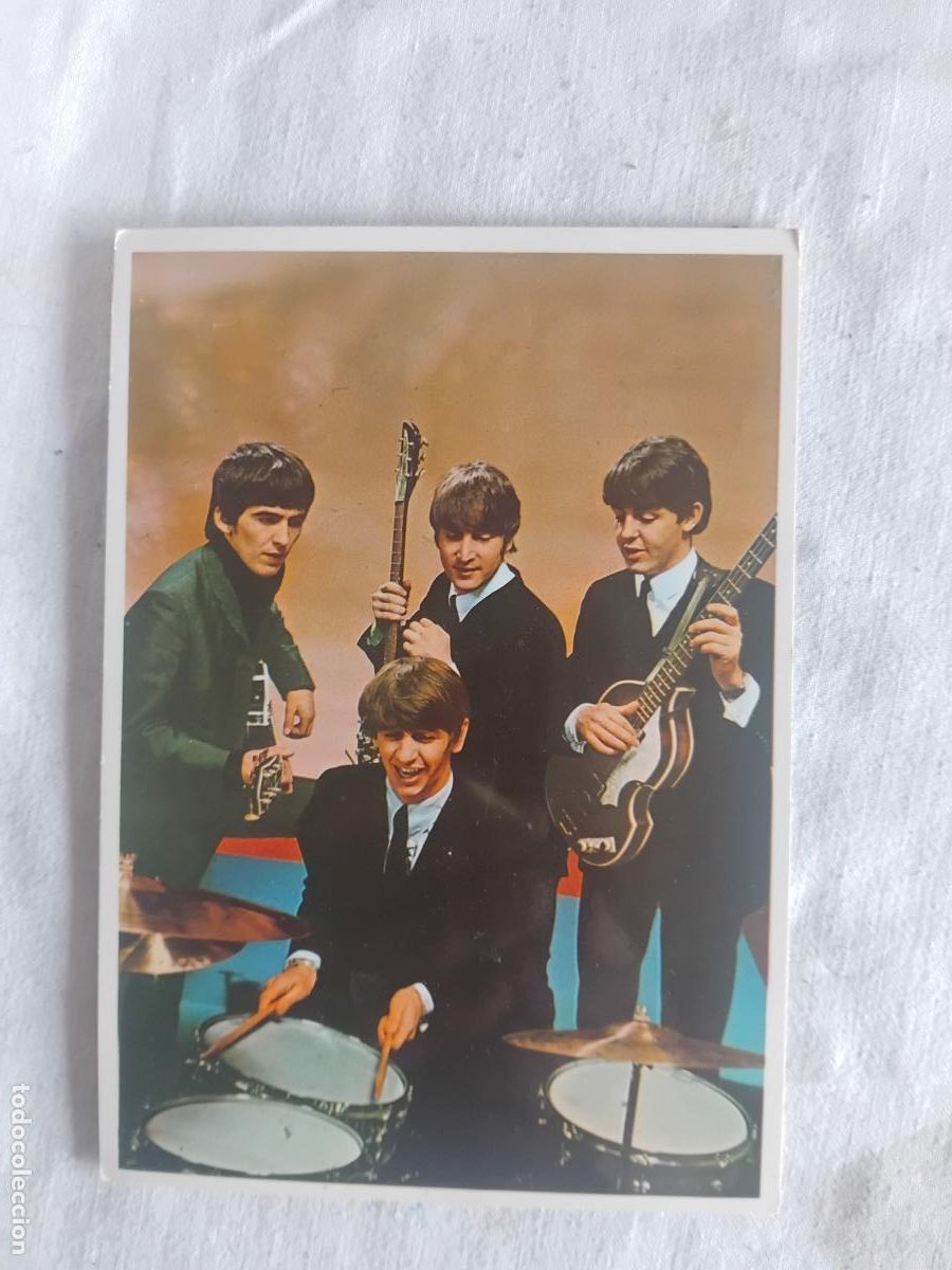 Fotos de cantantes: POSTAL THE BEATLES R 004 A&Ntilde;O 1966. EUROCOMO S.L.