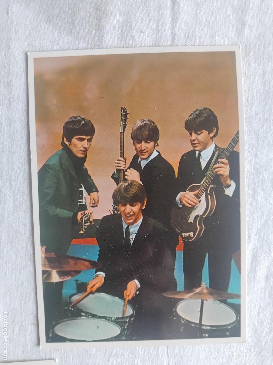 Fotos de cantantes: POSTAL THE BEATLES R 004 A&Ntilde;O 1966. EUROCOMO S.L.