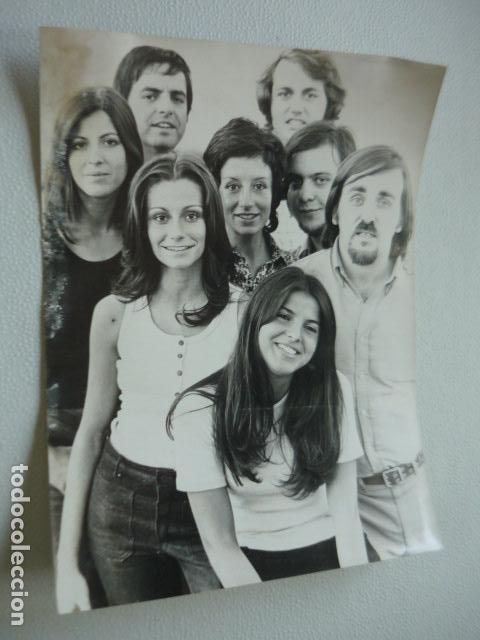 Fotos de cantantes: LA COMPA&Ntilde;IA CONJUNTO MUSICAL ANTIGUA FOTOGRAFIA ORIGINAL 24 X 18 CM