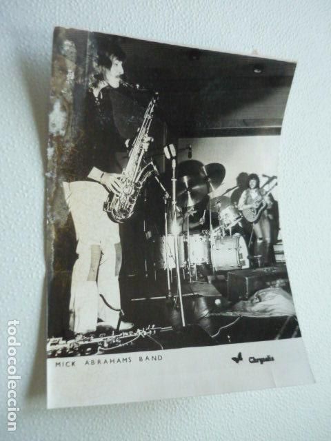 Fotos de Cantores: MICK ABRAHMS BAND CONJUNTO MUSICAL ANTIGUA FOTOGRAFIA ORIGINAL 13 X 18 CM