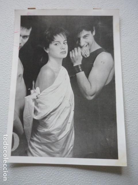 Photos of Singers: DESECHABLES CONJUNTO MUSICAL ANTIGUA FOTOGRAFIA ORIGINAL 13 X 18 CM