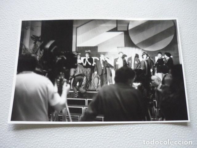 Foto di Cantanti: HOMBRES G CONJUNTO MUSICAL ANTIGUA FOTOGRAFIA ORIGINAL 13 X 18 CM