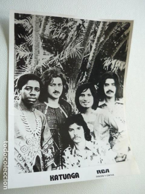Fotos von Musikern: KATUNGA CONJUNTO MUSICAL ANTIGUA FOTOGRAFIA ORIGINAL 24 X 18 CM