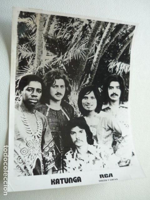 Photos de Chanteurs et Chanteuses: KATUNGA CONJUNTO MUSICAL ANTIGUA FOTOGRAFIA ORIGINAL 24 X 18 CM