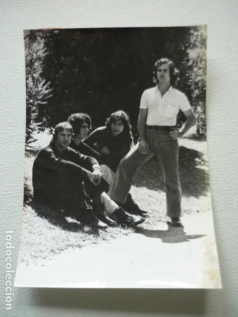 Fotos de Cantores: GENTE JOVEN CONJUNTO MUSICAL ANTIGUA FOTOGRAFIA ORIGINAL 18 X 12 CM