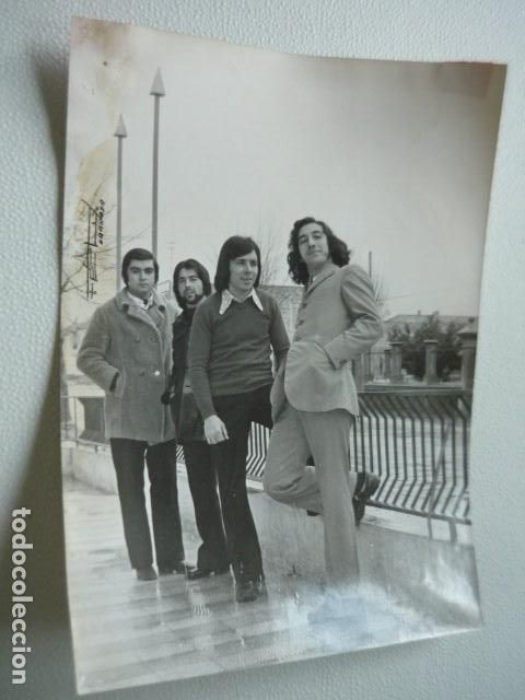 Photos of Singers: REALIDAD CONJUNTO MUSICAL ANTIGUA FOTOGRAFIA ORIGINAL 24 X 18 CM