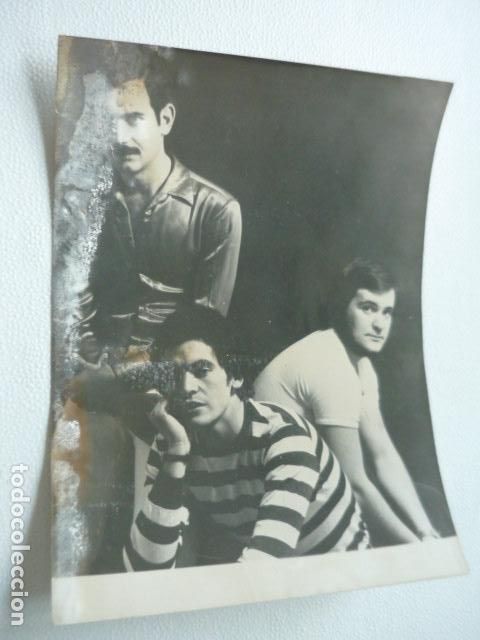 Photos de Chanteurs et Chanteuses: ASFALTO CONJUNTO MUSICAL ANTIGUA FOTOGRAFIA ORIGINAL 24 X 18 CM