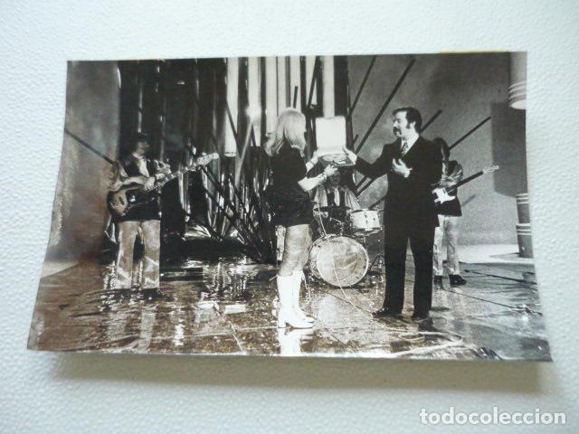 Fotos de cantantes: MIDDLE OF THE ROAD CONJUNTO MUSICAL ANTIGUA FOTOGRAFIA ORIGINAL 18 X 12 CM