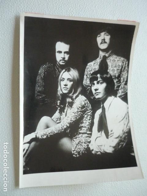 Photos de Chanteurs et Chanteuses: MIDDLE OF THE ROAD CONJUNTO MUSICAL ANTIGUA FOTOGRAFIA ORIGINAL 18 X 13 CM