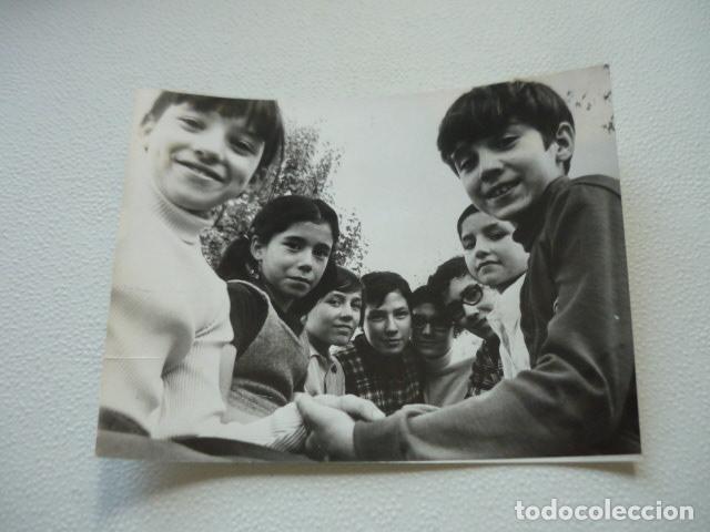 Photos de Chanteurs et Chanteuses: PEQUE&Ntilde;ECES CONJUNTO MUSICAL ANTIGUA FOTOGRAFIA ORIGINAL 16,5 X 13 CM