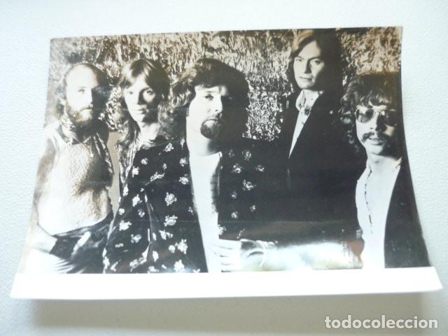 Photos de Chanteurs et Chanteuses: STRAWBS CONJUNTO MUSICAL ANTIGUA FOTOGRAFIA ORIGINAL 18 X 24 CM