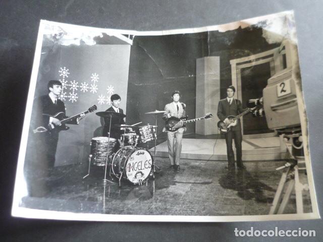 Fotos de cantantes: LOS ANGELES AZULES CONJUNTO MUSICAL ANTIGUA FOTOGRAFIA ORIGINAL 18 X 24 CM