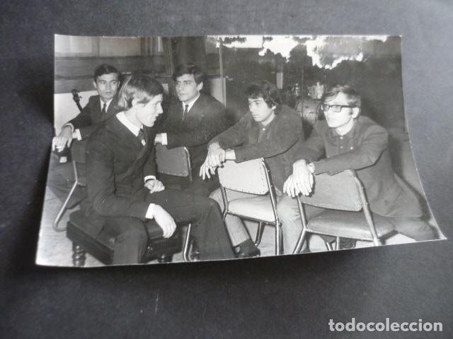 Photos de Chanteurs et Chanteuses: LOS BRAVOS CONJUNTO MUSICAL ANTIGUA FOTOGRAFIA ORIGINAL 18 X 12 CM