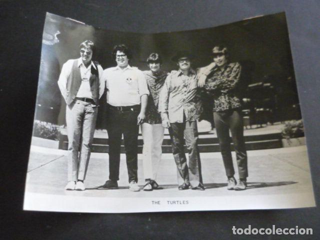 Photos of Singers: THE TURTLES CONJUNTO MUSICAL ANTIGUA FOTOGRAFIA ORIGINAL 18 X 24 CM