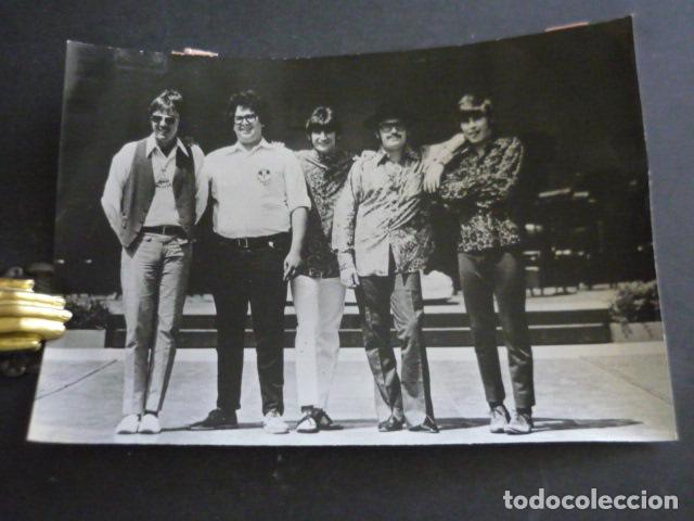 Fotos de Cantores: THE TURTLES CONJUNTO MUSICAL ANTIGUA FOTOGRAFIA ORIGINAL 18 X 24 CM