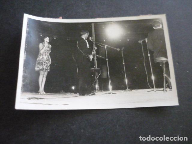 Fotos de cantantes: LOS STOP CONJUNTO MUSICAL ANTIGUA FOTOGRAFIA ORIGINAL 9 X 14 CM