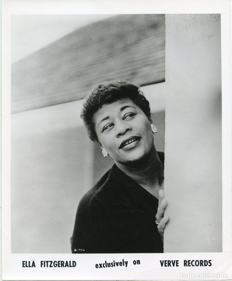 Fotos de cantantes: ELLA FITZGERALD. Foto original USA. 1959.