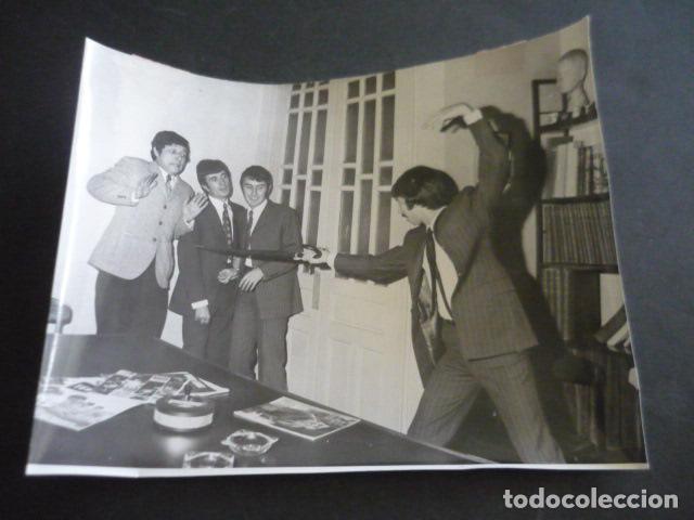 Photos de Chanteurs et Chanteuses: LOS ANGELES CONJUNTO MUSICAL ANTIGUA FOTOGRAFIA ORIGINAL 18 X 24 CM