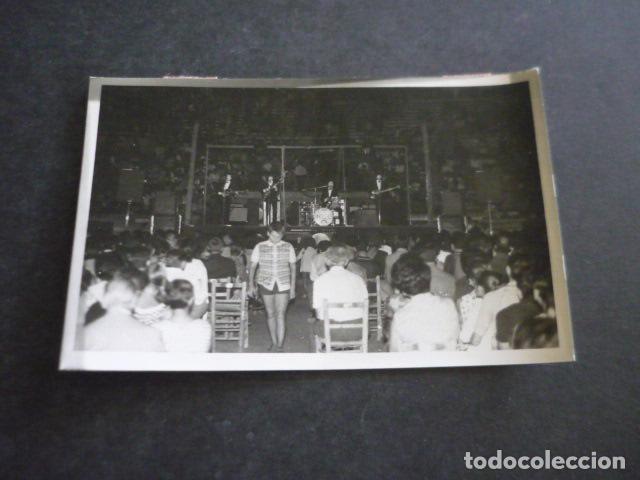 Photos of Singers: LOS ANGELES CONJUNTO MUSICAL ANTIGUA FOTOGRAFIA ORIGINAL 9 X 14 CM