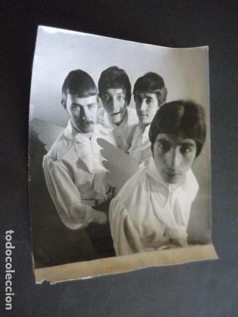 Fotos de cantantes: LOS ANGELES CONJUNTO MUSICAL ANTIGUA FOTOGRAFIA ORIGINAL 18 X 24 CM