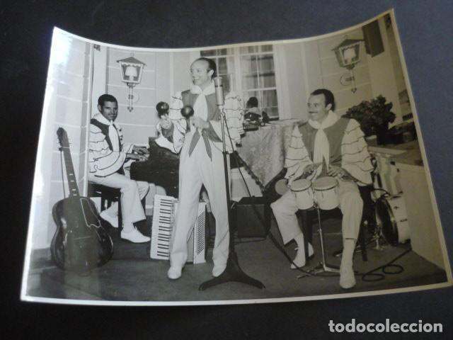 Photos de Chanteurs et Chanteuses: TRIO DE MORENO CONJUNTO MUSICAL ANTIGUA FOTOGRAFIA 18 X 24 CM
