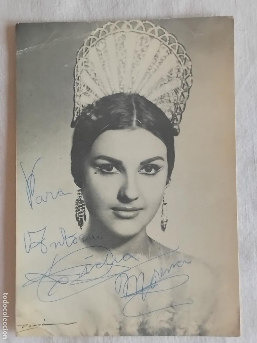 Fotos de cantantes: FOTOGRAFIA DE LIDIA MORENO FIRMADA Y DEDICADA.