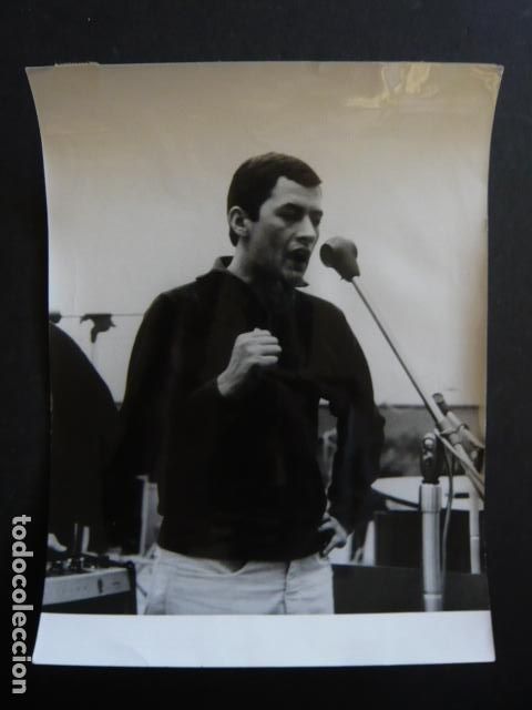 Fotos de cantantes: PALITO ORTEGA CANTANTE ANTIGUA FOTOGRAFIA ORIGINAL 18 X 24 CM