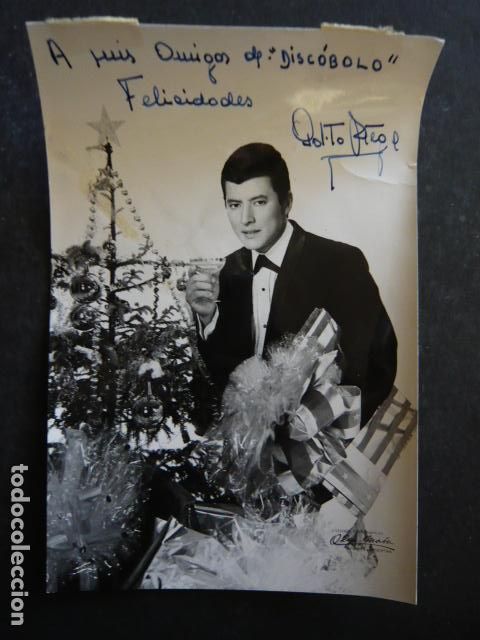 Fotos de cantantes: PALITO ORTEGA CANTANTE ANTIGUA FOTOGRAFIA ORIGINAL CON FIRMA AUTOGRAFA 10 X 15 CM