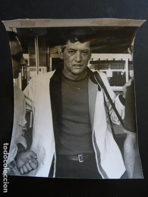 Fotos de cantantes: PALITO ORTEGA CANTANTE ANTIGUA FOTOGRAFIA ORIGINAL 18 X 24 CM