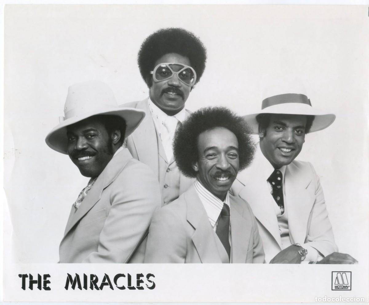 Fotos de cantantes: THE MIRACLES. Foto original, 1975.