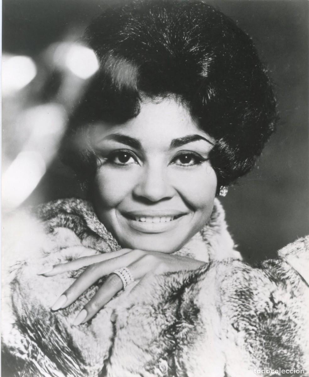 Fotos de cantantes: NANCY WILSON. Foto original 1967.