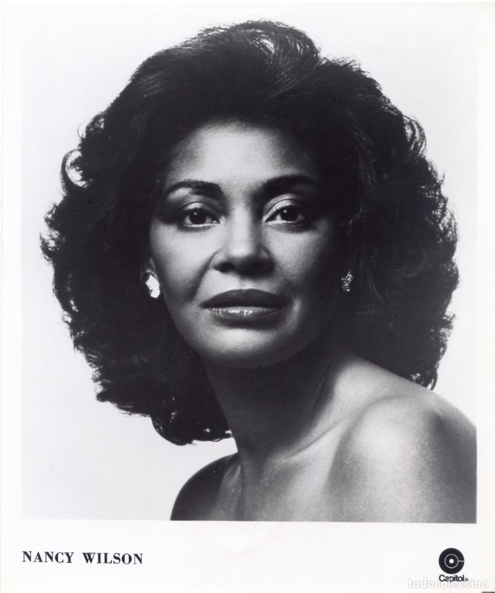 Fotos de cantantes: NANCY WILSON. Foto original, 1976.
