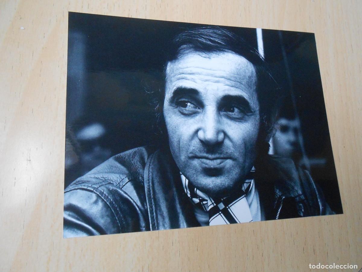 Fotos de cantantes: COPIA de FOTO de - CHARLES AZNAVOUR - de 16,5 x 12,5 cms.