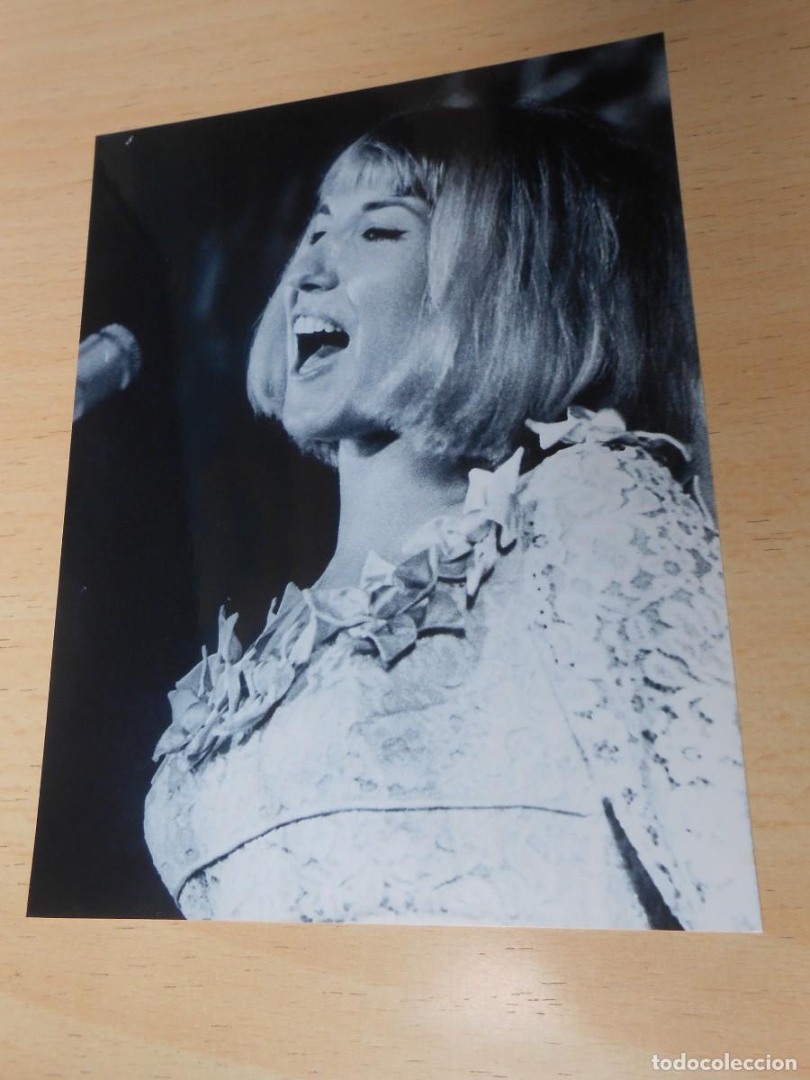 Fotos de cantantes: COPIA de FOTO de - OLIMPIA - de 12,5 x 16,5 cms.