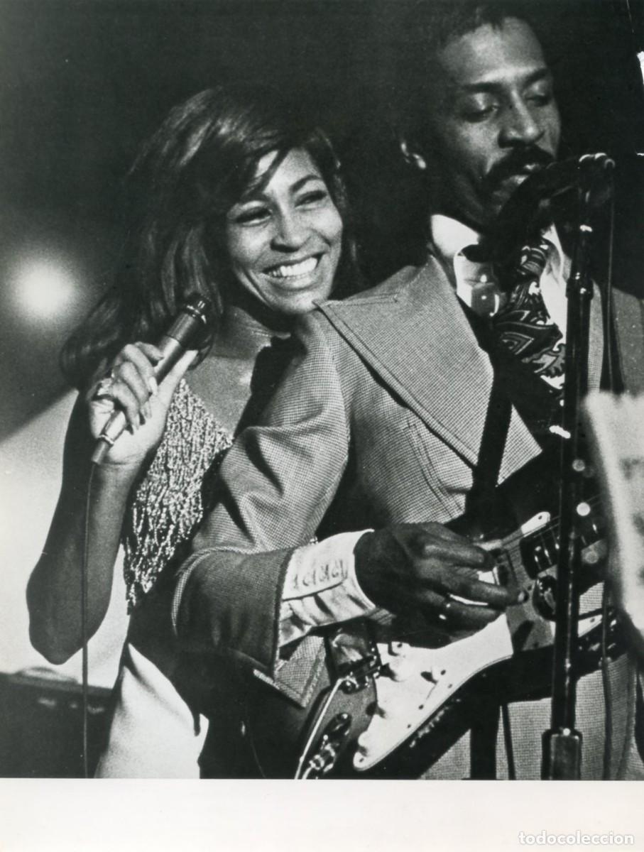 Fotos de cantantes: IKE & TINA TURNER. Foto original, 1970.